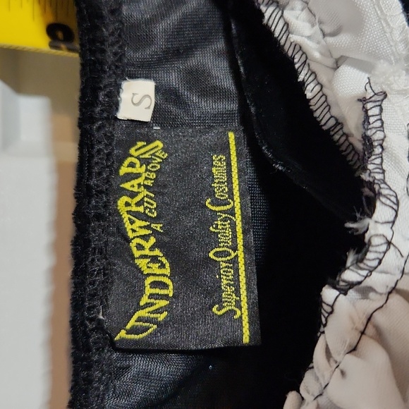 Womens Pirate Costume - Picture 2 of 9